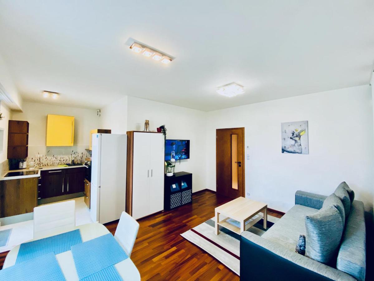 Apartamento Art Garden Towers Praga